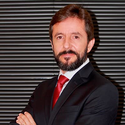 Dr. Marcelo Neves